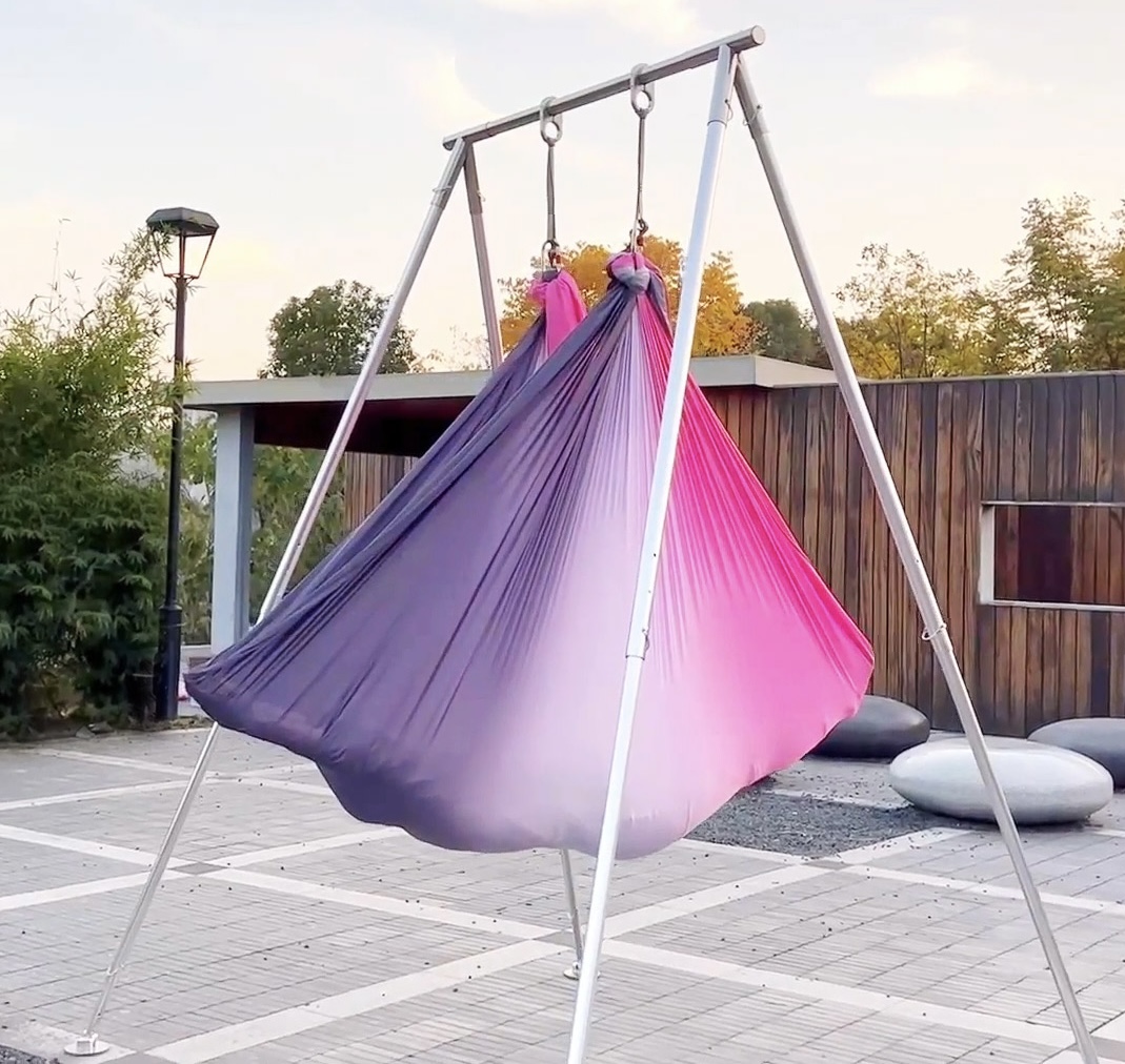ผ้าแฮมม็อกยูค่า แบบสายผ้าใต้ดิ - Aerial Silk Hammock บทวิจารณ์และราคา