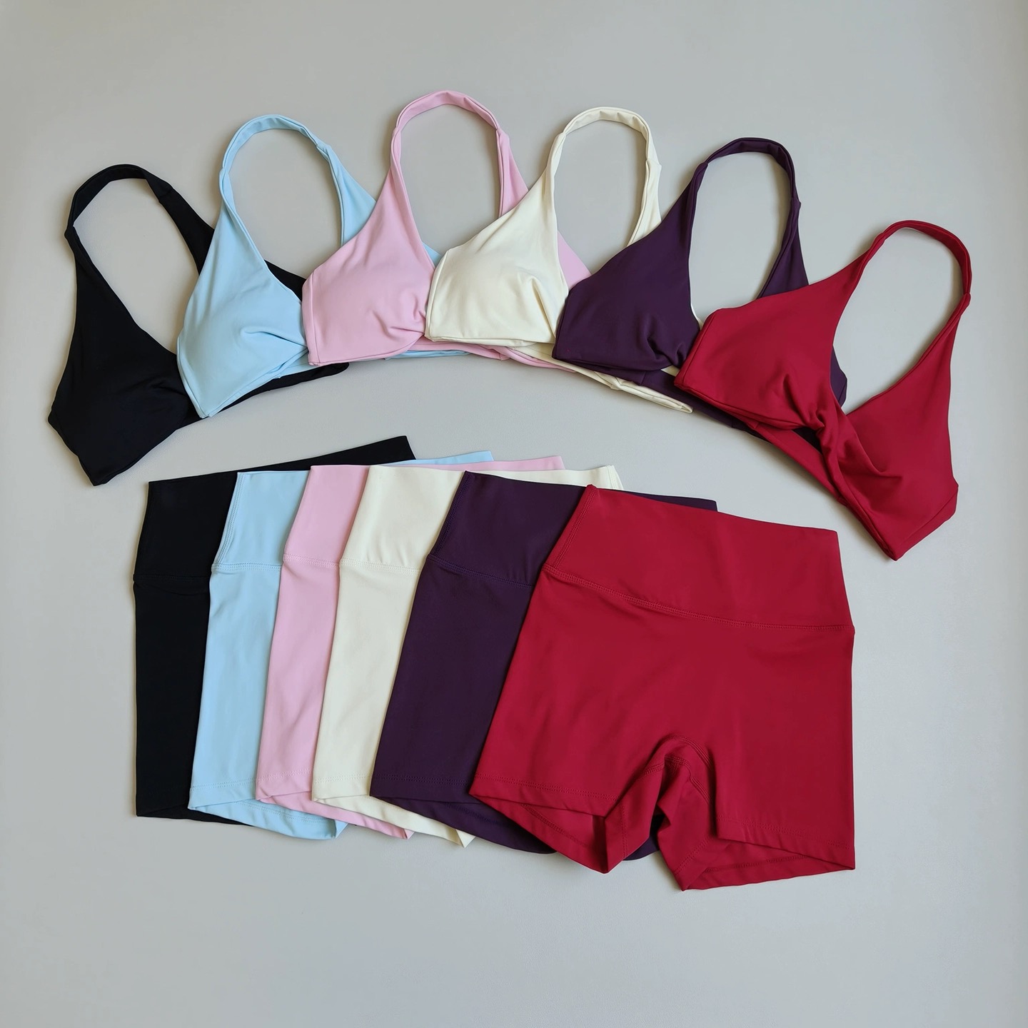 ชุดโยคะผู้หญิงแบบ 2 ชิ้น |   บ - Pilates Yoga Set บทวิจารณ์และราคา